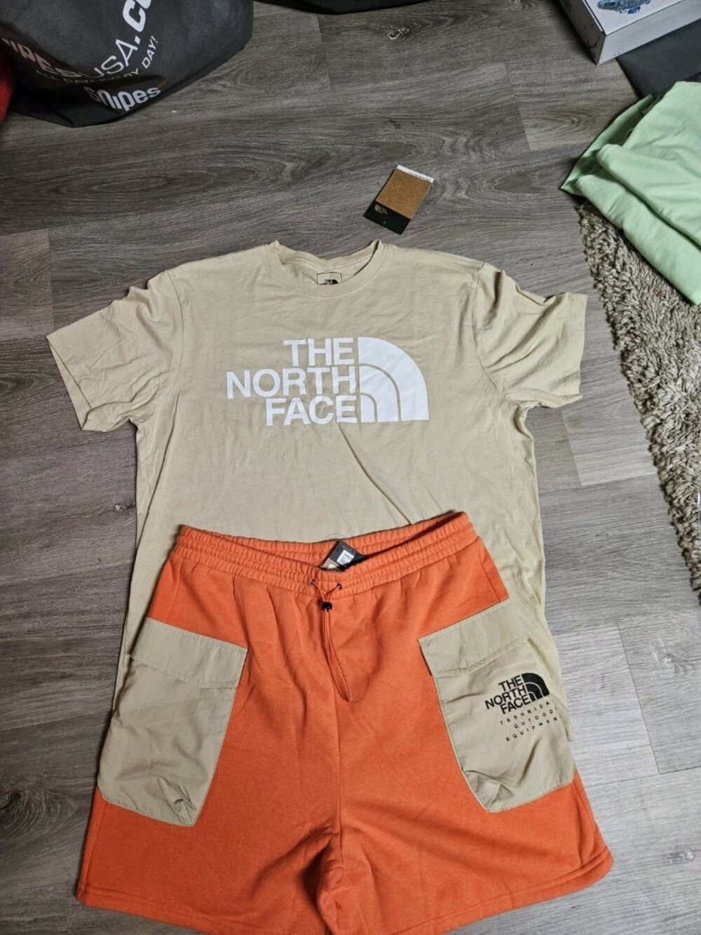 Men's north face coord Utility short and t-shirt set size M